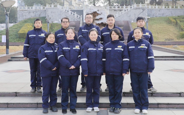 喜報！全國表彰，股份公司猇亭片區(qū)電解四班榜上有名！(圖1)